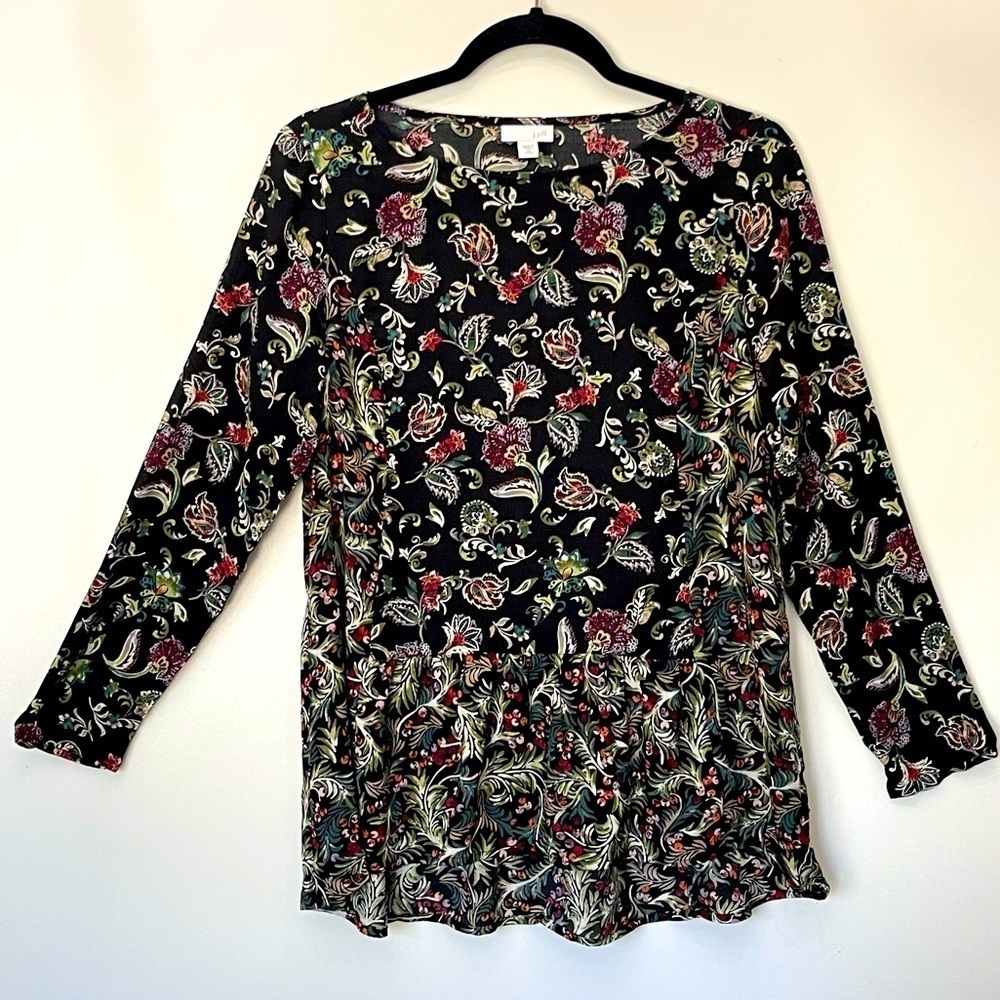 J. Jill long sleeved crew neck bohemian flowy floral top w/ ruffled bottom; XSP